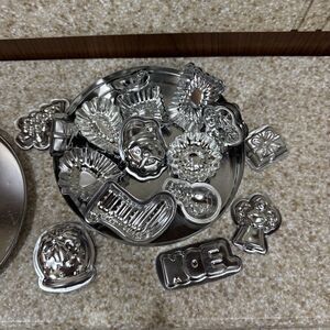 Goose Berry Patch Christmas Candy Molds Metal Shaped w/ Tin 29 Total 15 Designs